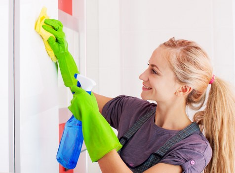 House cleaning support for apartments and homes in Queenspark