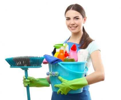 Safe handling and use of cleaning products by trained staff