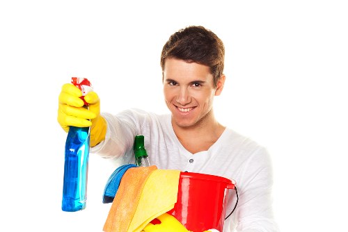 Bedroom deep cleaning and dust removal in Queenspark